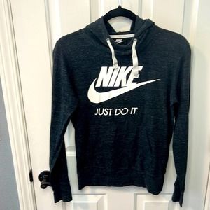 Nike dark gray ‘just do it’ swoosh logo hooded pullover  preppy Size Medium